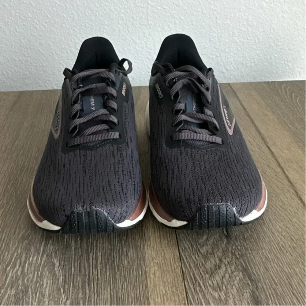Brooks new without